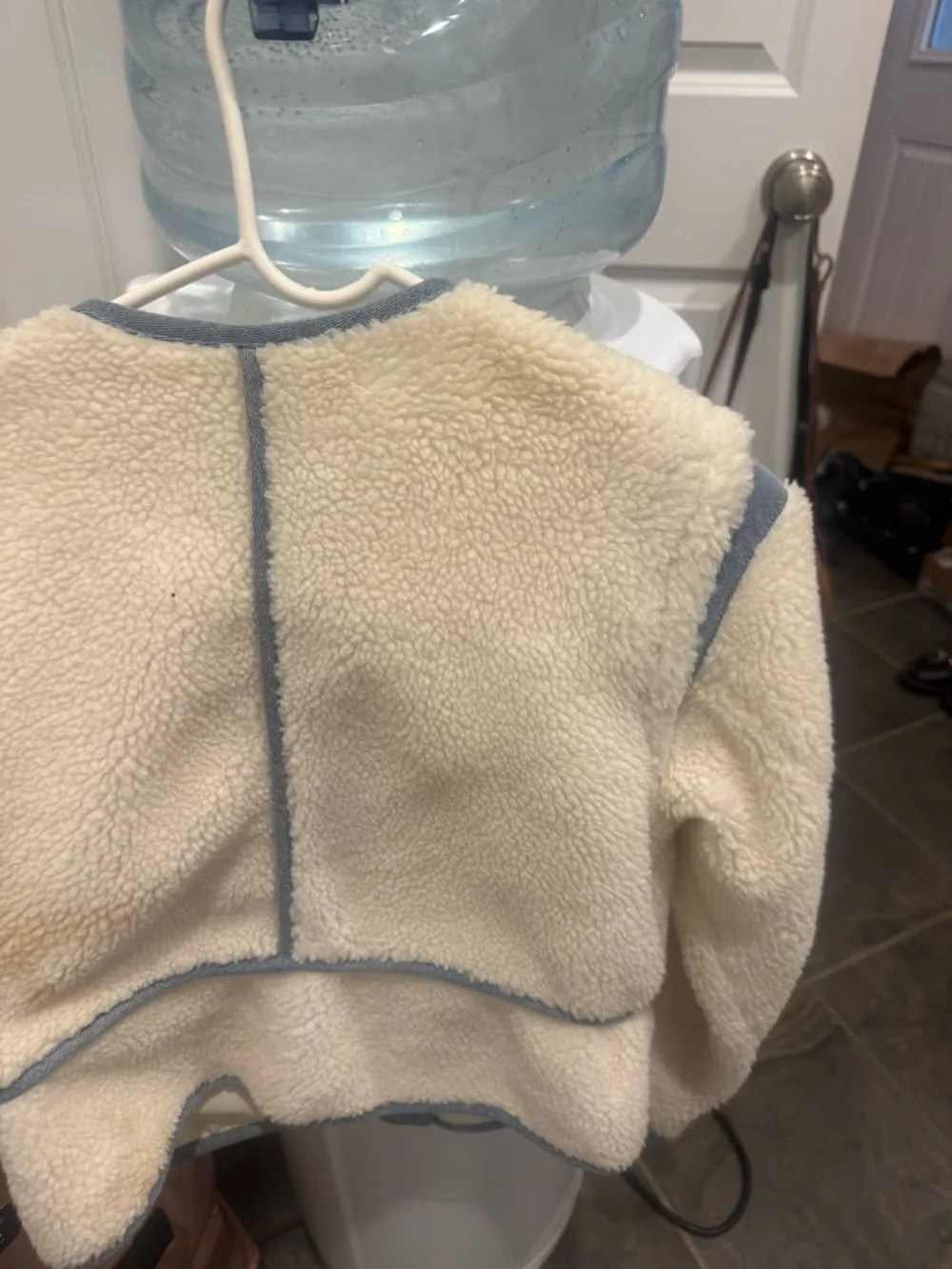 Veronica Beard Cream Faux Shearling Jacket with Light Blue Denim Trim - Picture 5 of 8